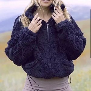 FP movement Nantucket fleece pull over. Women’s large. Worn a few times.Navy